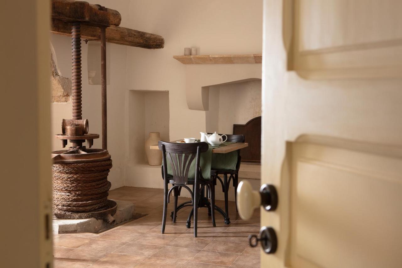 Bed and Breakfast Don Alfonso Dimora D'epoca Racale Esterno foto