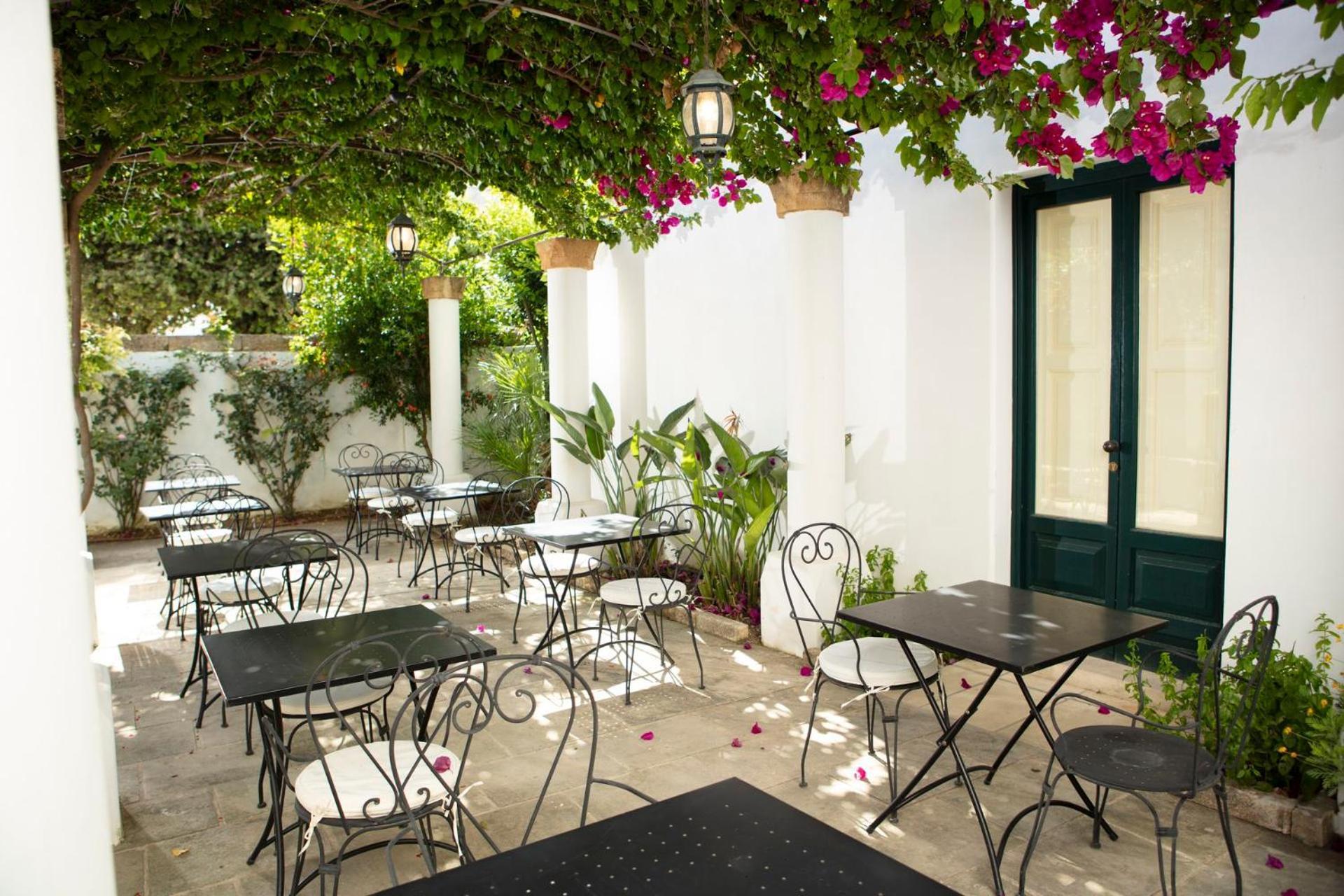 Bed and Breakfast Don Alfonso Dimora D'epoca Racale Esterno foto