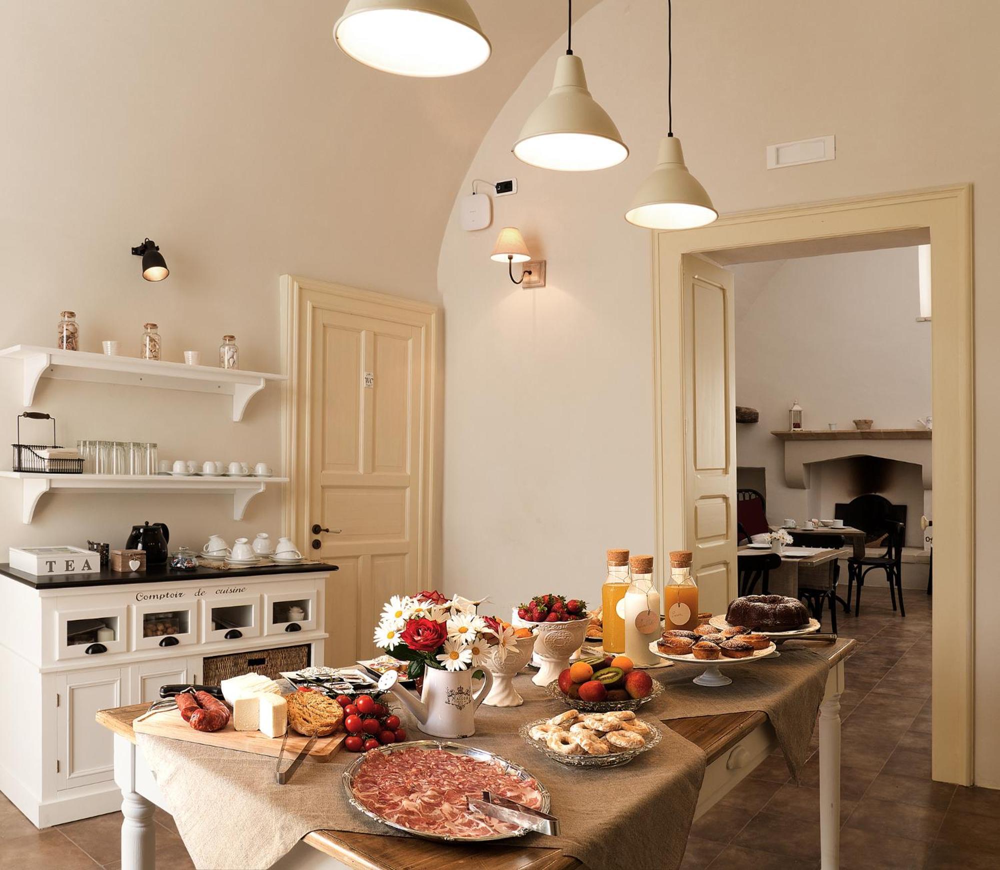 Bed and Breakfast Don Alfonso Dimora D'epoca Racale Esterno foto